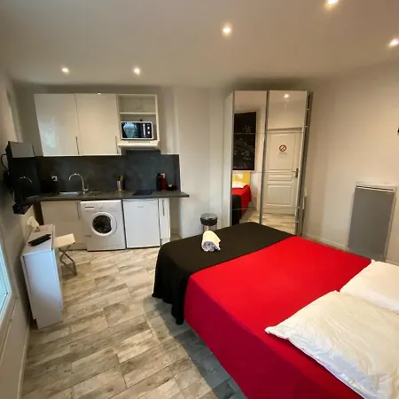 Studio And Gallery Cannes